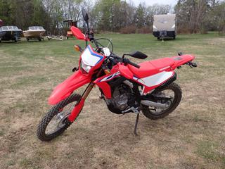 2023 Honda CRF300L Dirt Bike c/w Honda 286cc Gas, 6-Spd, Yoshi Exhaust, 550 Performance Chip And Intake, 80/100-21 Front And 120/80-18 Rear Tires. Showing 396kms. VIN MLHND1622P5200252 **Located In Edmonton**