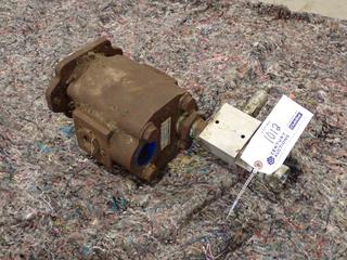 Permco Fluid Power Mfg Ltd. Model P515A224AAXQ25 Pump PTO. SN 1404101 **Located In Drayton Valley, AB**