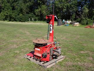 1995 CEMD Type SM910 TI Maxi 110V Single Phase Tire Changer *Note: Needs Parts, Requires Repairs* **Located In Edmonton**