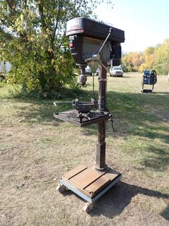 2007 King Industrial KC-122FC 110/220V Single Phase 12-Spd 22in Drill Press c/w 6in Vise **Located In Edmonton**