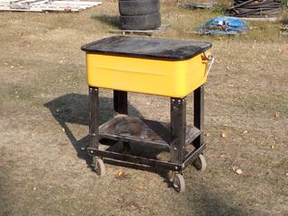 27in X 17in X 36in Model PW20G 120V 20-Gal Portable Parts Washer  **Located In Edmonton**
