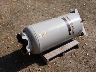 Ingersoll Rand 60-Gal Air Tank **Located In Edmonton**