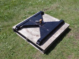 35 1/2in X 27in Gooseneck Hitch Plate w/ 2 5/16 Ball **Located In Edmonton**