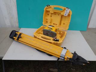 2011 Spectra Precision GL422 Automatic Self Leveling Laser c/w Tri-Pod **Located In Edmonton**