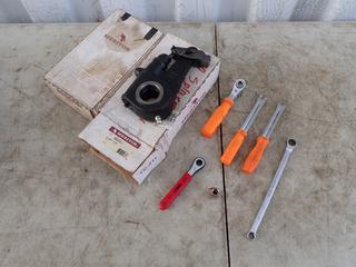 (2) Unused Meritor 6in Slack Adjusters c/w Tools For Adjusting Meritor And Halidex Slack Adjusters. PN R801073 **Located In Edmonton**
