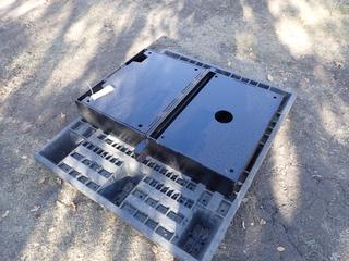 34in X 24in X 6in Fifth Wheel To Gooseneck Adapter Plate **Located In Edmonton**