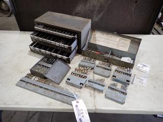 Qty Of Assorted 1/16 - 1/2in Drill Bits 