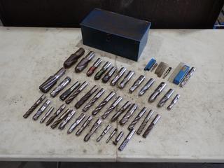 Qty Of Assorted 3/8in - 7/8in End Milling Bits