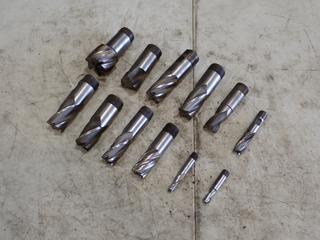 Qty Of Assorted 1/2in - 1 1/4in Threaded End Milling Bits