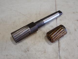Shell Holder w/ 2 1/2in And 2 9/16in Shell Reamer