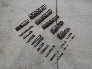 Qty Of Assorted Size 1/4in - 1 1/2in End Mill Cutting Tools