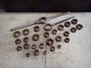 Qty Of Assorted 5/8in - 1 1/2in Threading Dies c/w Die Wrench Handles