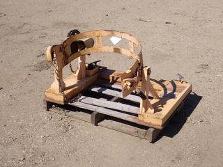 Model HK285B 1500lb Cap. Forklift Barrel Carrier