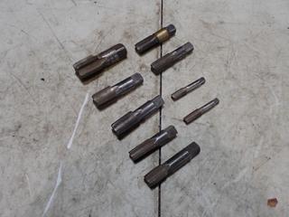 Qty Of Assorted 1/4in - 1in Taps