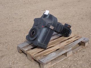 Sew-Eurodrive Type-FH97/A/G 330/375V Gearbox. SN 80.1302007101.000