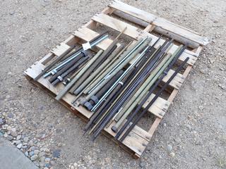 Qty Of 13in - 3ft Threaded Rod w/ 1/4in - 1 1/4in OD