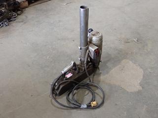 Black & Decker Type 1 120V Magnetic Drill Press Top. SN 3110132