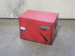 Mastercraft 26in X 18in X 19in 12-Drawer Toolbox