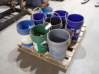 Qty Of Assorted Nuts, Bolts And Washers