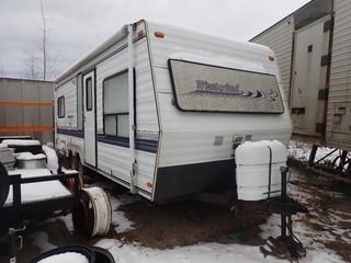 1993 Westwind WT225 22ft T/A Camper Trailer c/w 3090kg GVWR, 110V, 30A, Fridge, Stove, Bathroom, Furnace, Propane Tank, 2 5 1/6 Ball Hitch And ST225/75R15 Tires. VIN 2TTWT2552RDGD0574 *Note: Buyer Responsible For Removal* **Located In Fort McMurray**