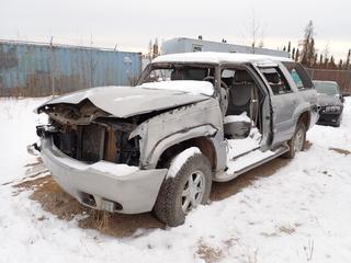 1999 GMC Yukon SUV. Showing 231,214kms. VIN 1GKEK13R2XR908685 *Note: Damaged, Parts Only, Running Condition Unknown, Buyer Responsible For Removal* **Located In Fort McMurray**