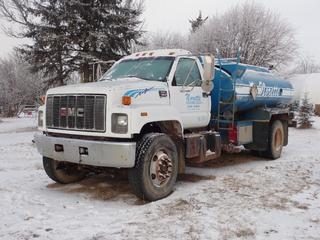2002 GMC C8500 S/A Water Truck w/ Cat 3126 7.2L 330HP Diesel, Eaton-Fuller 8LL Trans, PTO, POS Air Shut Off, 35,000lb GVWR, 12,000lb Front, 23,000lb Rear, 196in WB, 11R22.5 Tires And Goldec Hamms MC306 55BBL Water Tank w/ PTO Pump, Side Disch. Showing 274,886kms. VIN 1GDP7H1C12J500078 **Located In Fort McMurray**