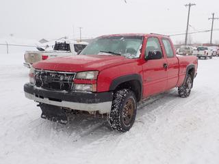 2005 Chevrolet Silverado 2500HD 4X4 Extended Cab Pickup c/w V8, A/T And LT245/75R16 Tires. Showing 178,730kms. VIN 1GCHK29G75E292572 *Note: Rust, Dents, Scratches, Rear Bumper Damaged, Transmission Leak* *PL#56
 **LOCATED @ 210 MACDONALD CRESCENT, FORT MCMURRAY, AB**
