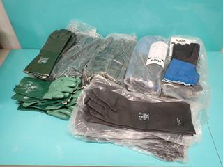 Qty Of Assorted Unused Size 9-10 Ansell Alphatec Solvex Nitrile Gloves ** LOCATED IN EDMONTON**