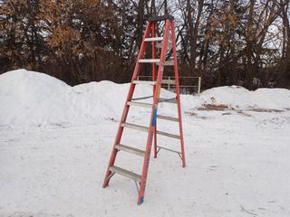 8ft Step Ladder ** LOCATED IN EDMONTON**