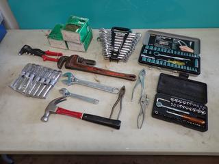 Mechanics Products 22-Pc Metric/Standard Combination Wrench Set, Allied 1/4in - 3/8in Wrench Set, Adjustable Wrenches, Pipe Wrench, Rivet Gun, Rivets And Assorted Supplies **LOCATED IN EDMONTON**