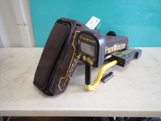 Schonstedt TraceMaster Pipe And Cable Locator. SN 180205 *Note: Battery Cover Missing*  **LOCATED IN EDMONTON**