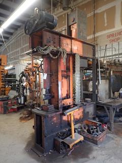 1999 70in X 24in X 125in 3-Phase 100-Ton Hydraulic Press w/ Shear Combo