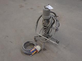 Graco Paint Sprayer c/w Spray Gun And Unused Blue Max 50ft X 1/4in Hose