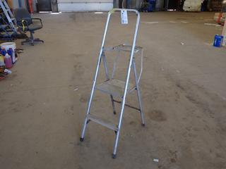 2ft Aluminum Step Ladder