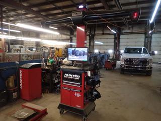 Hunter WinAlign 670 WA67X 120V Single Phase HD Wheel Alignment System w/ Wireless Quickgrip Adapters And 3D Targets. SN HGC2276 *Note: Buyer Responsible For Removal*