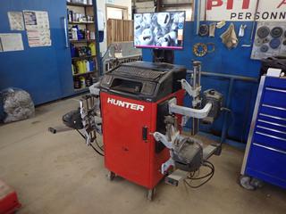Hunter WT100 WA13X 120V Single Phase HD Wheel Alignment System w/ 2.4XF Pod System And DSP50 Wheel Sensors. SN IVC1755 *Note: Buyer Responsible For Removal*
