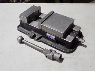 STM CH-6 6in Milling Vise w/ Tool. SN 326-410