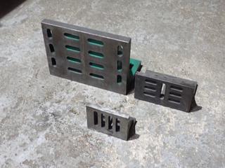 16in X 12in X 9.5in Angle Plate c/w 10in X 8in X 6in And 7in X 5.5in X 4.5in Angle Plates