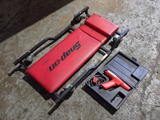 Snap-On MT241A Timing And Advance Light c/w Snap-On Creeper