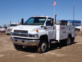 2006 GMC C5500 4X4 Mechanics Truck c/w 6.6L 330hp Duramax Diesel, A/T, Service Body, Toolboxes, Storage Compartments, Hose Reels, Air Tank, Lincoln Electric 305G Ranger Welder w/ Kohler CH23S Gas Engine, Showing 1157hrs, (2) Hydraulic Outriggers And 245/70R19.5 Tires. Showing 174,726kms. VIN 1GBE5C3286F427989 *Note: Check Engine Light On* **LOCATED IN COLD LAKE, AB**