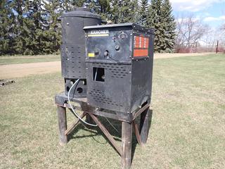 Karcher HDS NG 4.5/22 Ea ST 450PSI 230V Single Phase NG Hot Water Pressure Washer w/ 455,833BTU, 2.4-4.5GPM And Stand. SN 15757150-161887 **LOCATED IN EDMONTON**