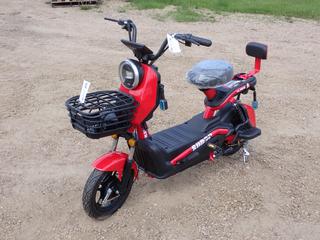 Super Sport Electric Scooter w/ Smart Charger **LOCATED @ EDMONTON YARD**