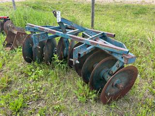 3pt Hitch Tandem Disc Harrow C/w 6 Ft. Working Width, (10) 20 In. Disc Blades S/N Unknown. *Note: Buyer Responsible For Removal* **LOCATED NEAR COLD LAKE, AB FOR MORE INFO CONTACT KIRK @780-826-8558**