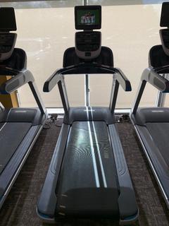 Precor TRM 800 Series 120V 16.0A Commercial Treadmill. SN AGNBJ28150100