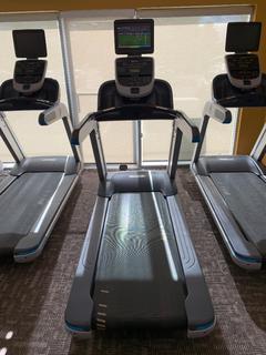 Precor TRM 800 Series 120V 16.0A Commercial Treadmill. SN AGNBJ28150115