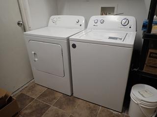 Amana NTW4516FW3 120V Washer c/w Kenmore 110.C60242511 115/230V Dryer