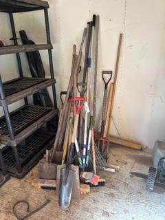 Qty Of Lawn Hand Tools