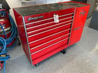 Snap-on KRL751 7-Drawer Rolling Tool Chest, Approx. 40 IN W x 22 IN D, c/w Qty of Assorted Mechanics Hand Tools Including Sockets, Ratchets, Combination Wrenches, Screwdrivers, Pliers, Adjustable/Pipe Wrenches, Files, Punches, Chisels, Assorted Specialty Tools And Snap-On Cantilever Side Box