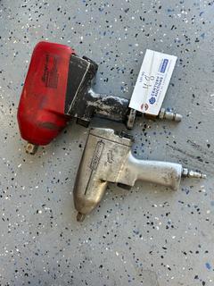 Qty of (2) Pneumatic Impact Wrenches c/w Snap-on MG725 1/2 IN Drive Heavy-Duty Air Impact Wrench & Snap-on Heavy-Duty Pneumatic Impact Wrench