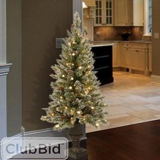 Three Posts Pine 4' Green Artificial Christmas Tree with 100 Clear Lights (THPS3067)